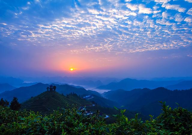 古府凌云,水上云城,长寿茶乡,藏匿在大山中的一座古城!