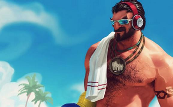 这个皮肤也是一个限定,过冬的穿着,整体上看上去没有我们的泳池派对来