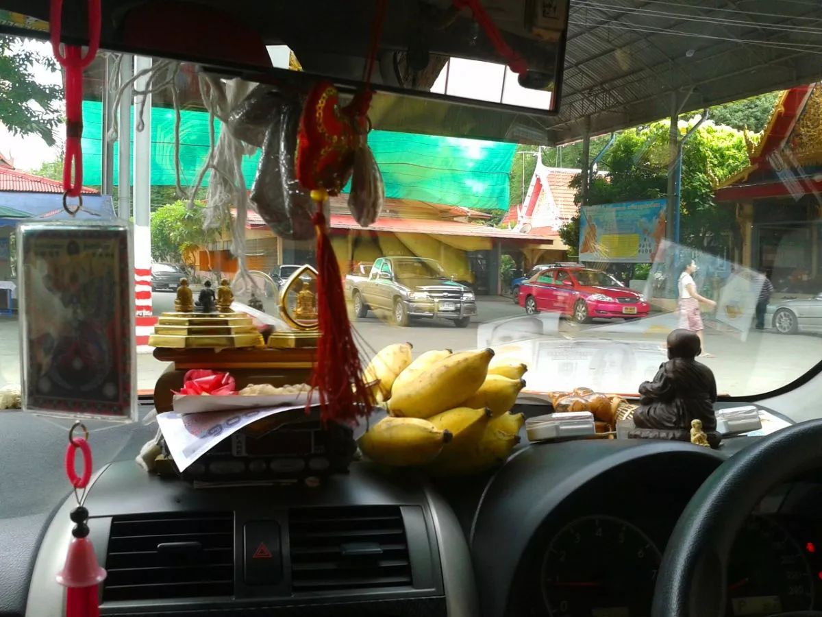 提新车后6个令人哭笑不得习俗！你有没有中枪？