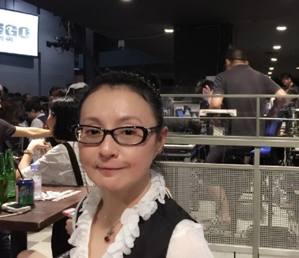 50岁李赛凤近照曝光 身材窈窕风采依旧