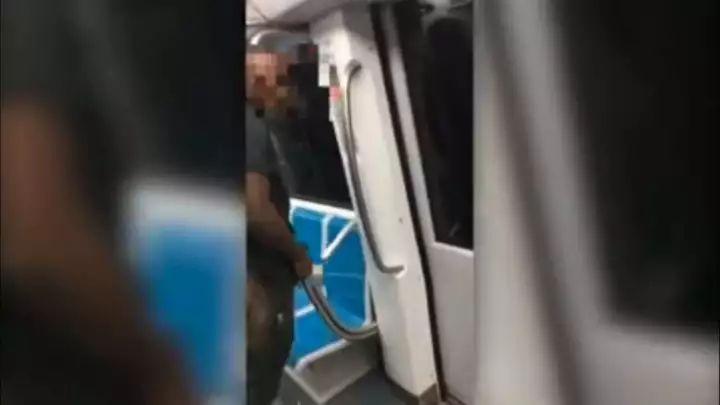 他们在罗马地铁干这"龌龊"事,竟没人管?