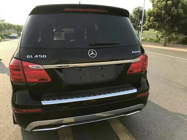 15年的奔驰gl450才卖30万,做完评测后朋友却选择报复我!