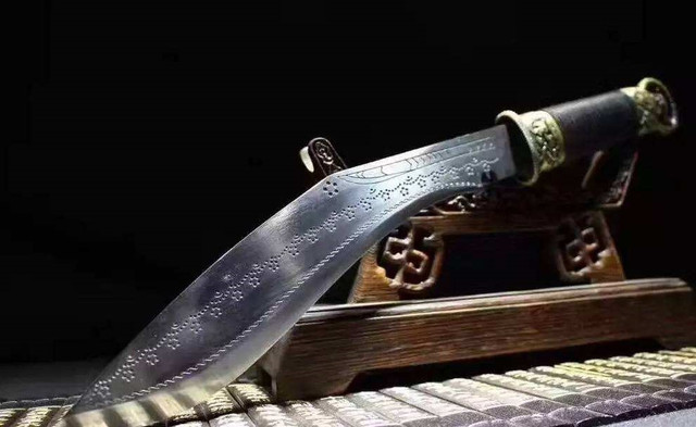 传说中最符合力学原理的反曲刀一刀致命真的如此厉害