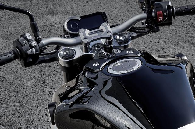 �˶��ֳ��¶��壺2018 HONDA CB1000R����������������