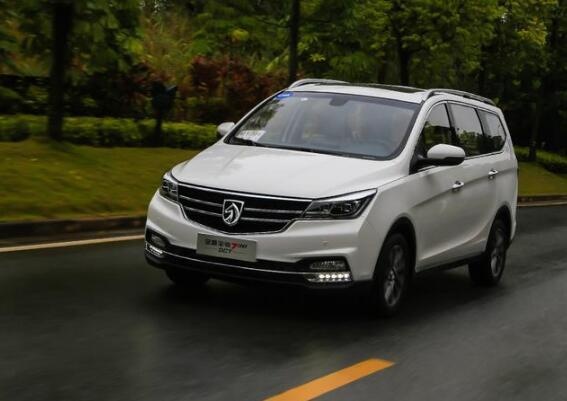 升级dct变速器,宝骏730自动挡11月18日正式上市