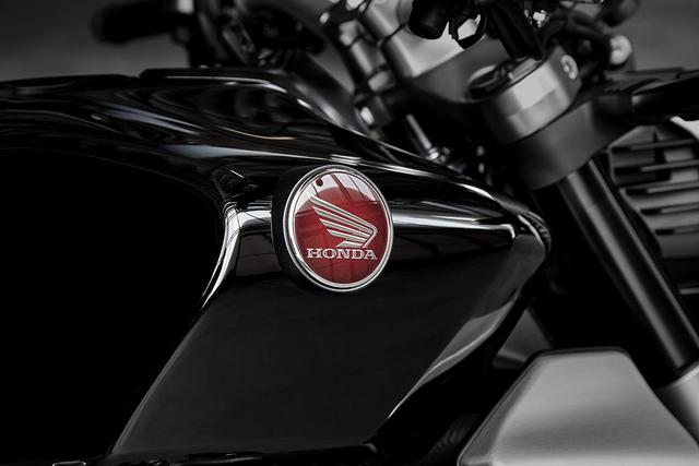 �˶��ֳ��¶��壺2018 HONDA CB1000R����������������