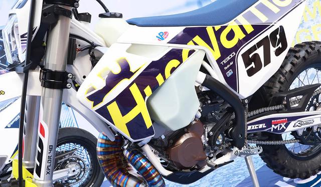 2018款胡斯瓦纳二冲电喷te300i改装超美钛金排气