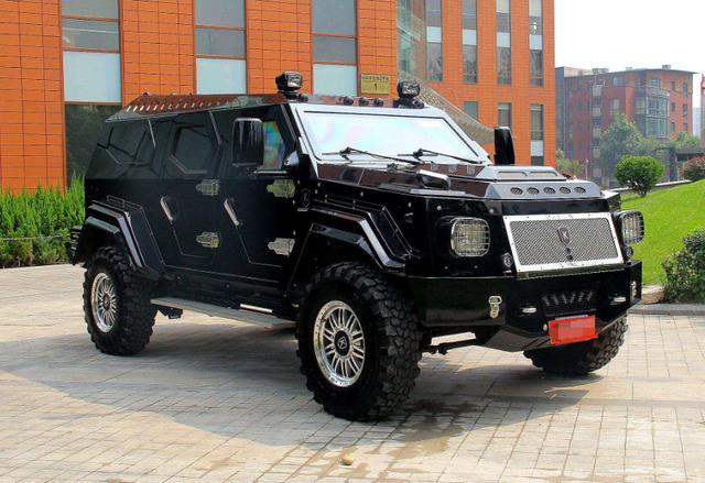 1500万巨无霸上牌路上, 数次被查! 仅因太招摇?-新浪汽车