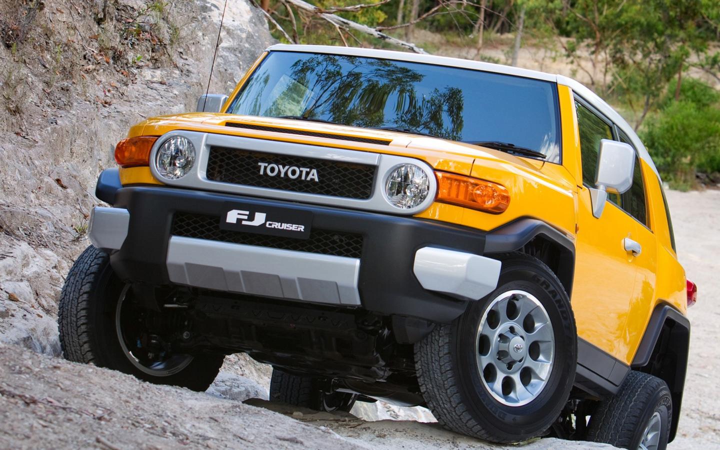 越野实力不输"兄弟"普拉多,外观呆萌配四驱系统,可惜已经停产