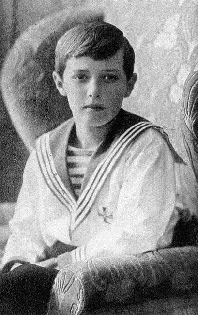 在美国的斯科茨代尔也出现过一个"阿列克谢皇太子",这人是一个马术