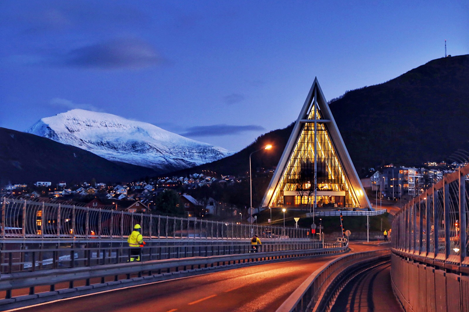 挪威首都人口图片