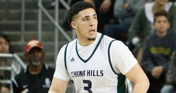 利安杰洛-鲍尔仍在杭州酒店,等待法律程序结束