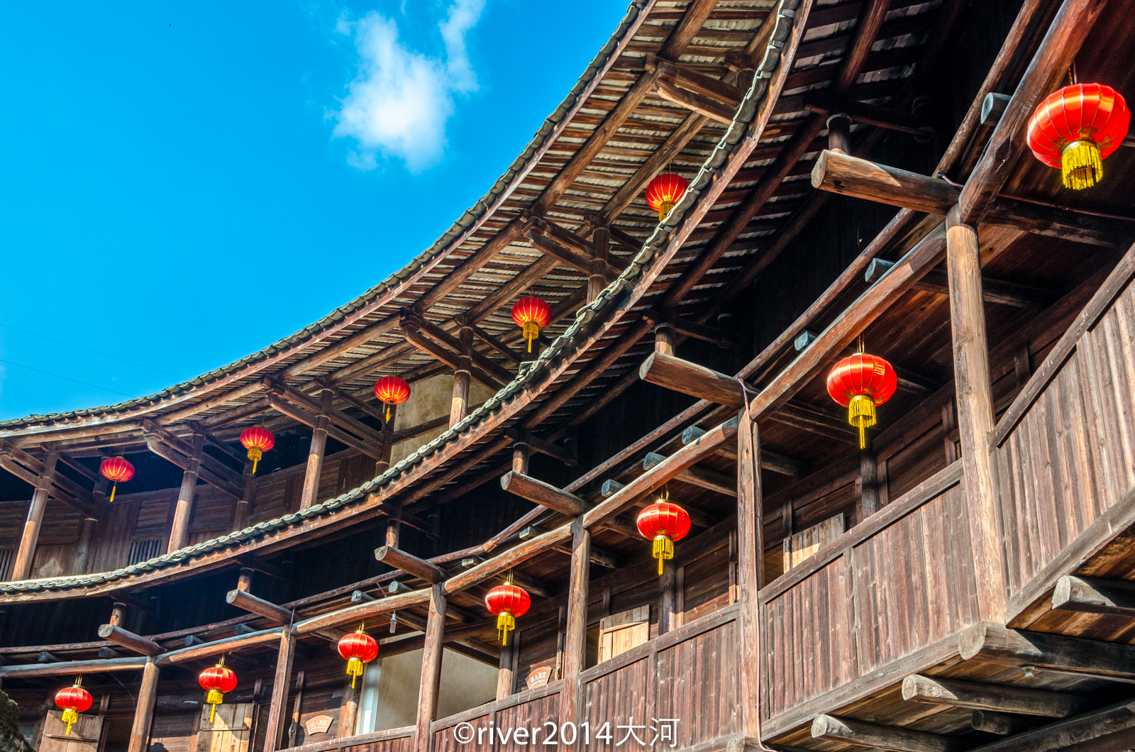 男的诈骗女的新套路