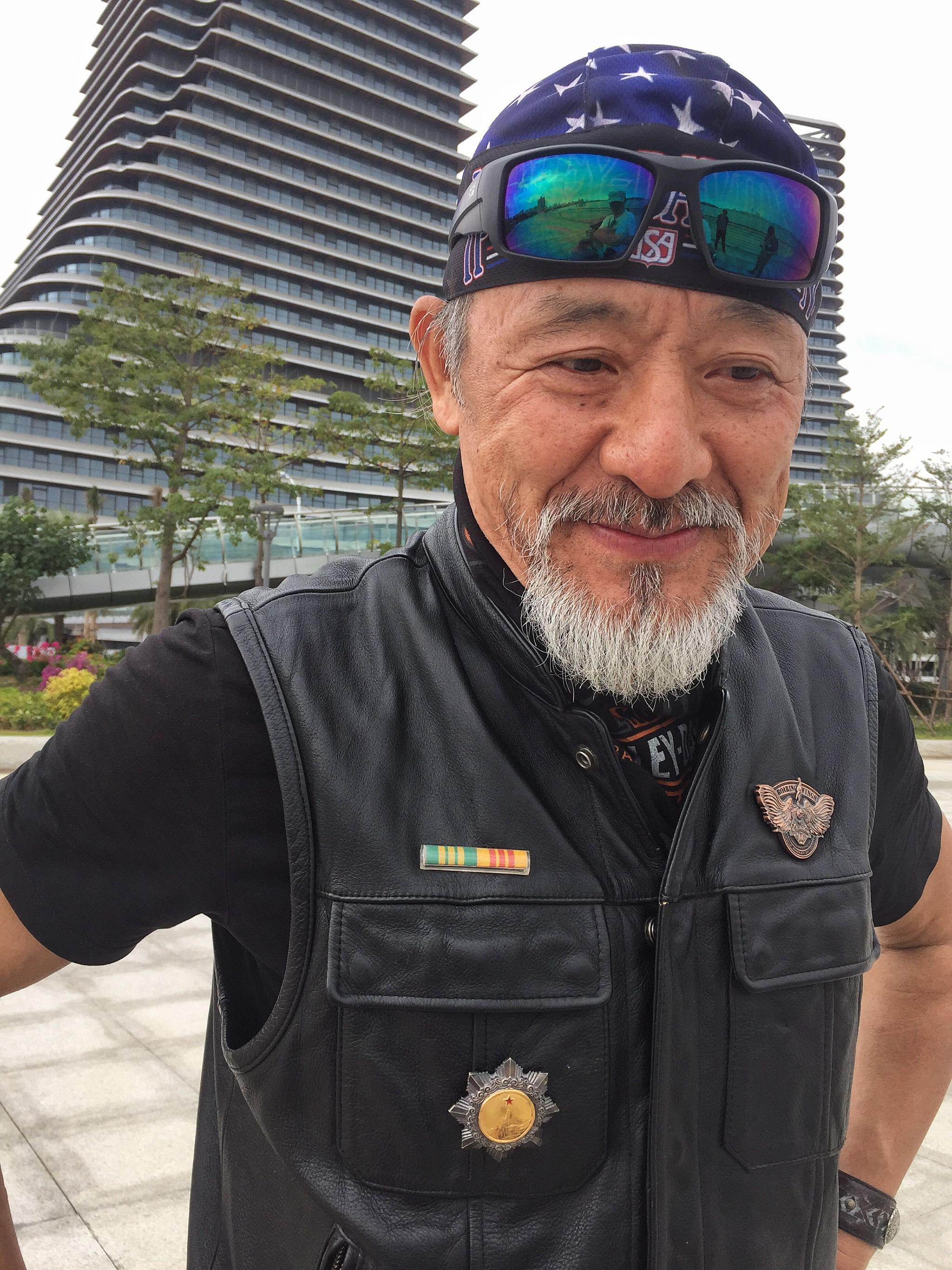 哈雷骑士中的哈雷大叔