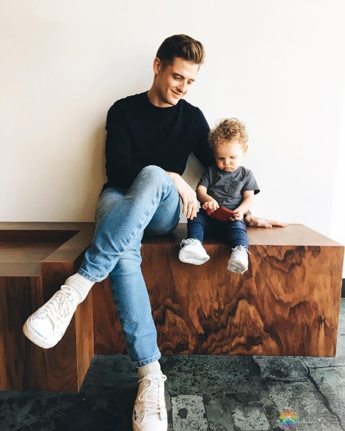 出柜球星罗比·罗杰斯决定挂靴