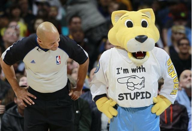 不要以为什么人都快要当吉祥物哟,nba对于吉祥物的要求还是很严格的.