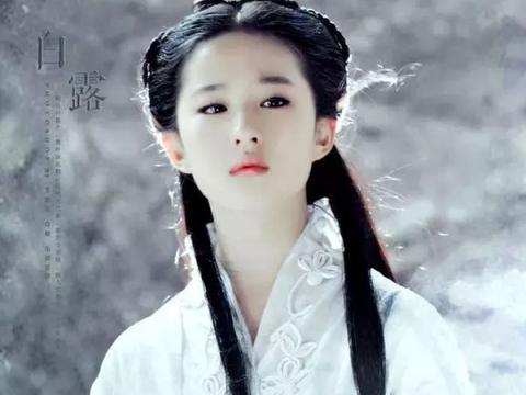 她们都演过小龙女一角,刘亦菲堪称经典,赵丽