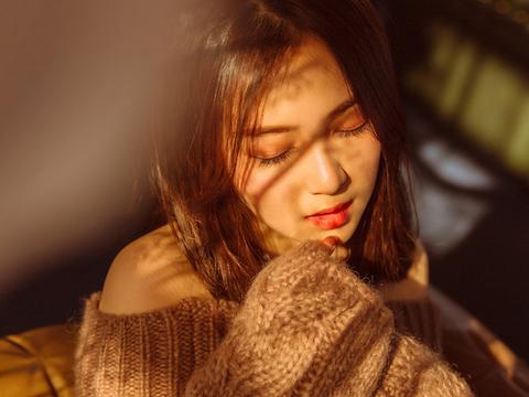 要么不爱,要爱就爱的死去活来