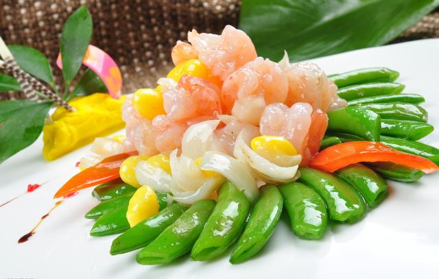 简单几步就能做出美味的干锅姜葱大虾!虾最美味的吃法全在这儿