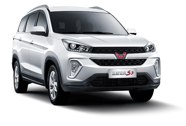 五菱宏光s3上市,7座suv起售5万6