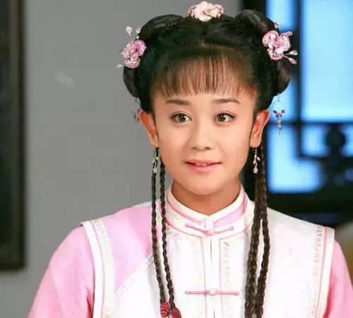 "紫薇格格"又变脸呢?直播里嘴歪眼垂根本认不出!