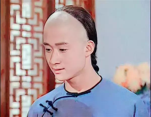 《太极宗师》讲述了杨昱乾如何从一个功夫小子成长为一代宗师的故事