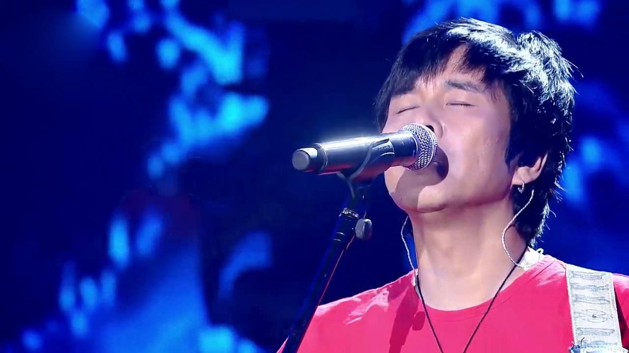 "双十一"期间一个人的演唱会, 你们在购物他在唱"长安"