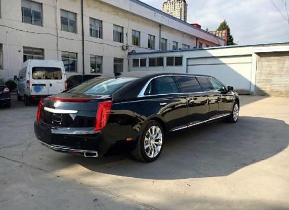 300多万的凯迪拉克,车长8.5米,可抗子弹比迈巴赫还奢华