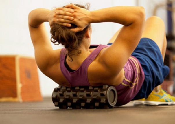 资料图今天为大家整理一组非常完美的肌肉放松按摩训练动作,可以有效