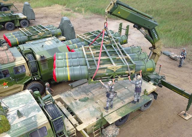 中国最新防空导弹优先出口南亚好友让巴铁一下子领先对手整一代