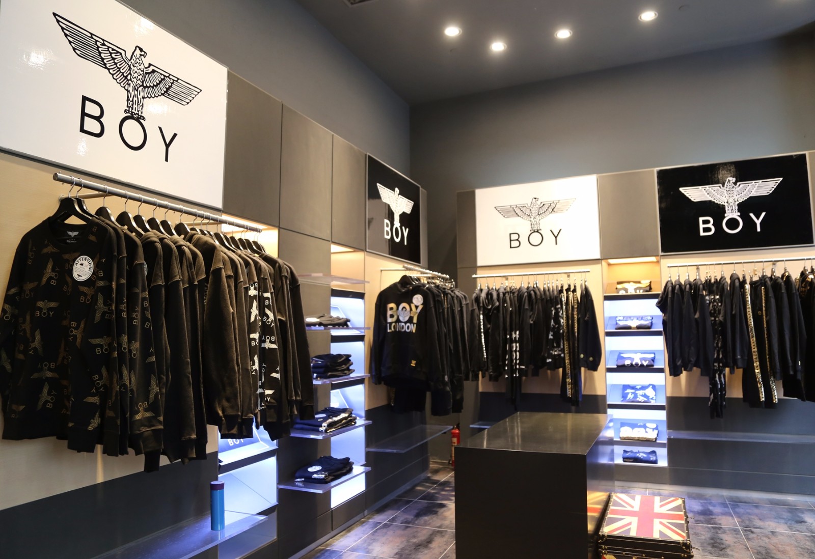 新柜开业潮人看过来红遍全球的英伦潮牌boylondon