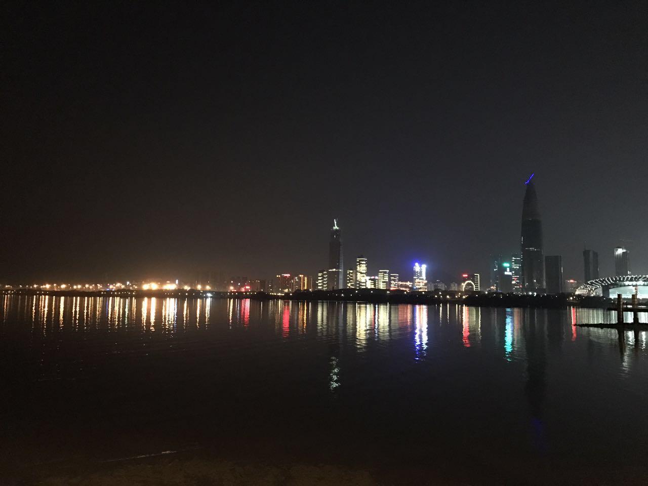 深圳人最喜欢的海滨生态公园, 夜景同样迷人!