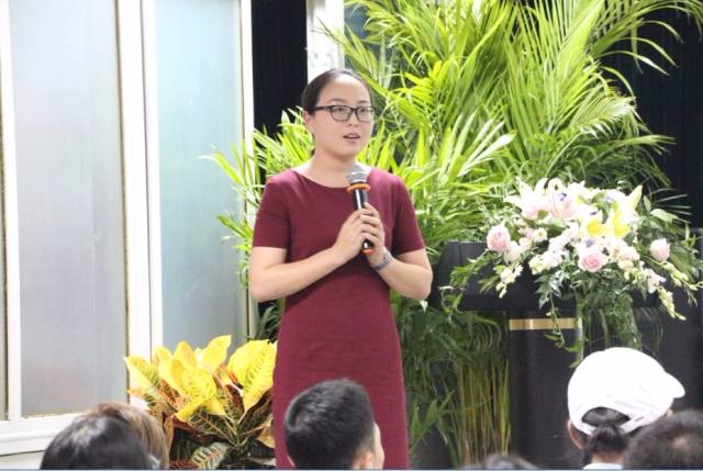 陈亚男总园长领衔水米田新生家长会暨教育专题讲座圆满成功