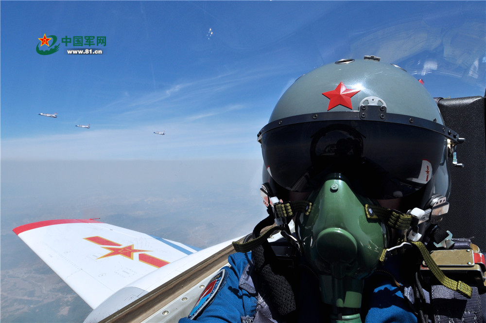 (1)word空军,六十八岁了,百炼成钢,展翅更高翔!