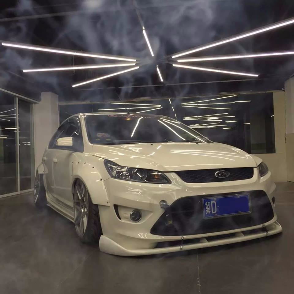 经典回顾丨凶悍宽体福克斯 气动改装案例