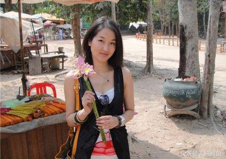 中国最美斯诺克女裁判，嫁大自己9岁的“富五代”老公成人生赢家