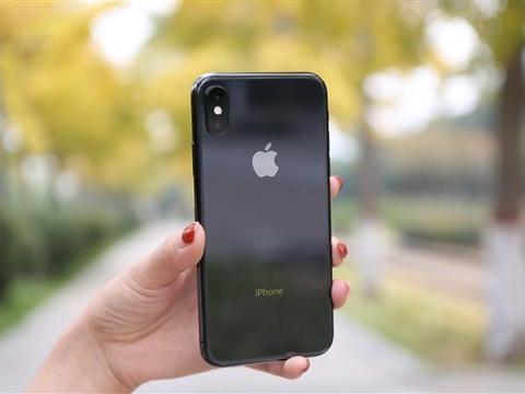 iPhone X再出BUG边框严重掉漆,对于苹果的回