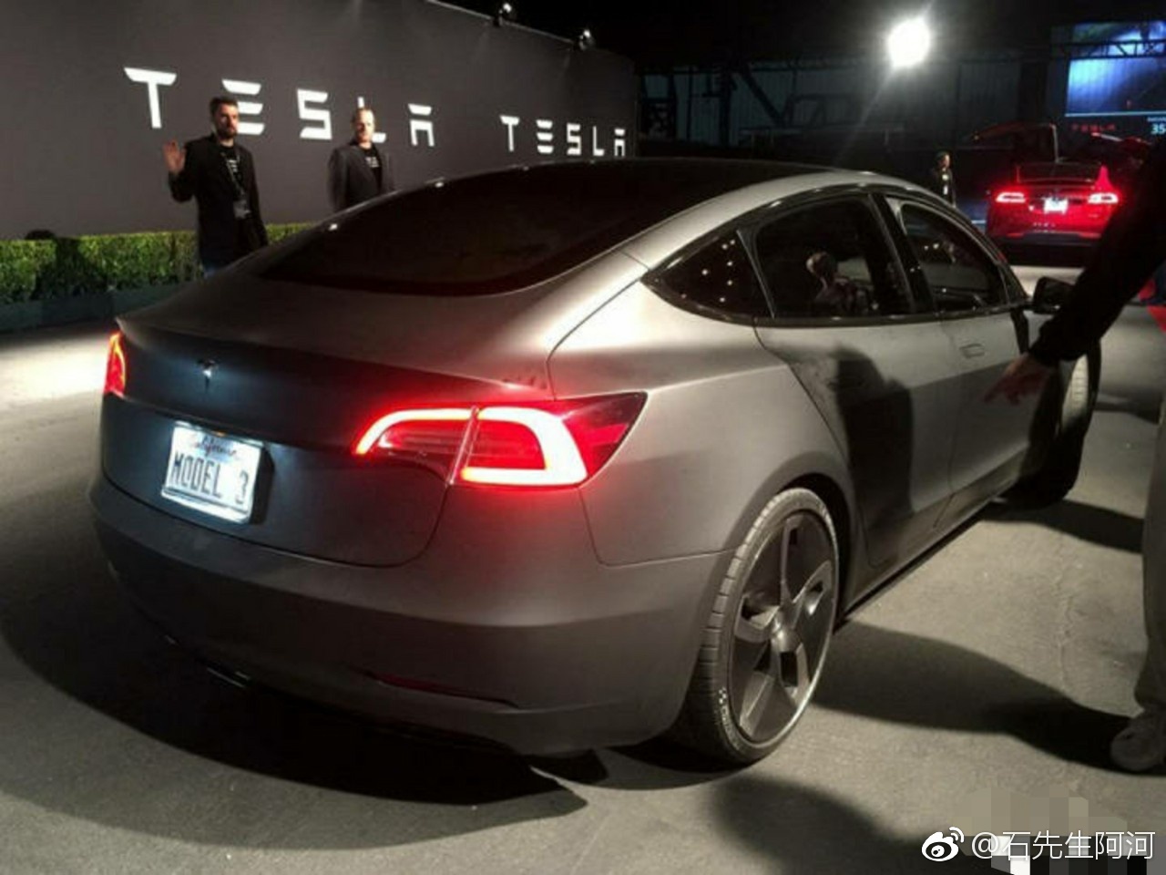 汽车看点 自媒体 正文前天特斯拉model 3首批50台已正式交付,起价
