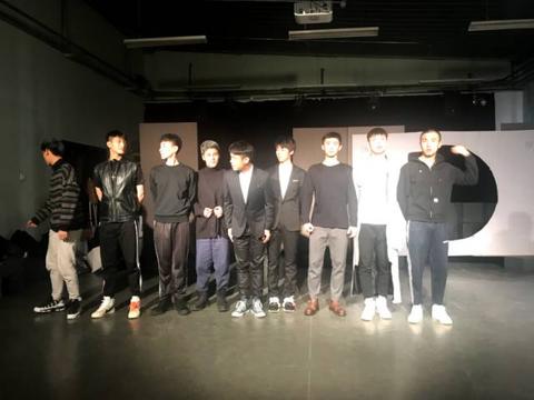 北电教授分享学校教学情况,王俊凯认真上课获