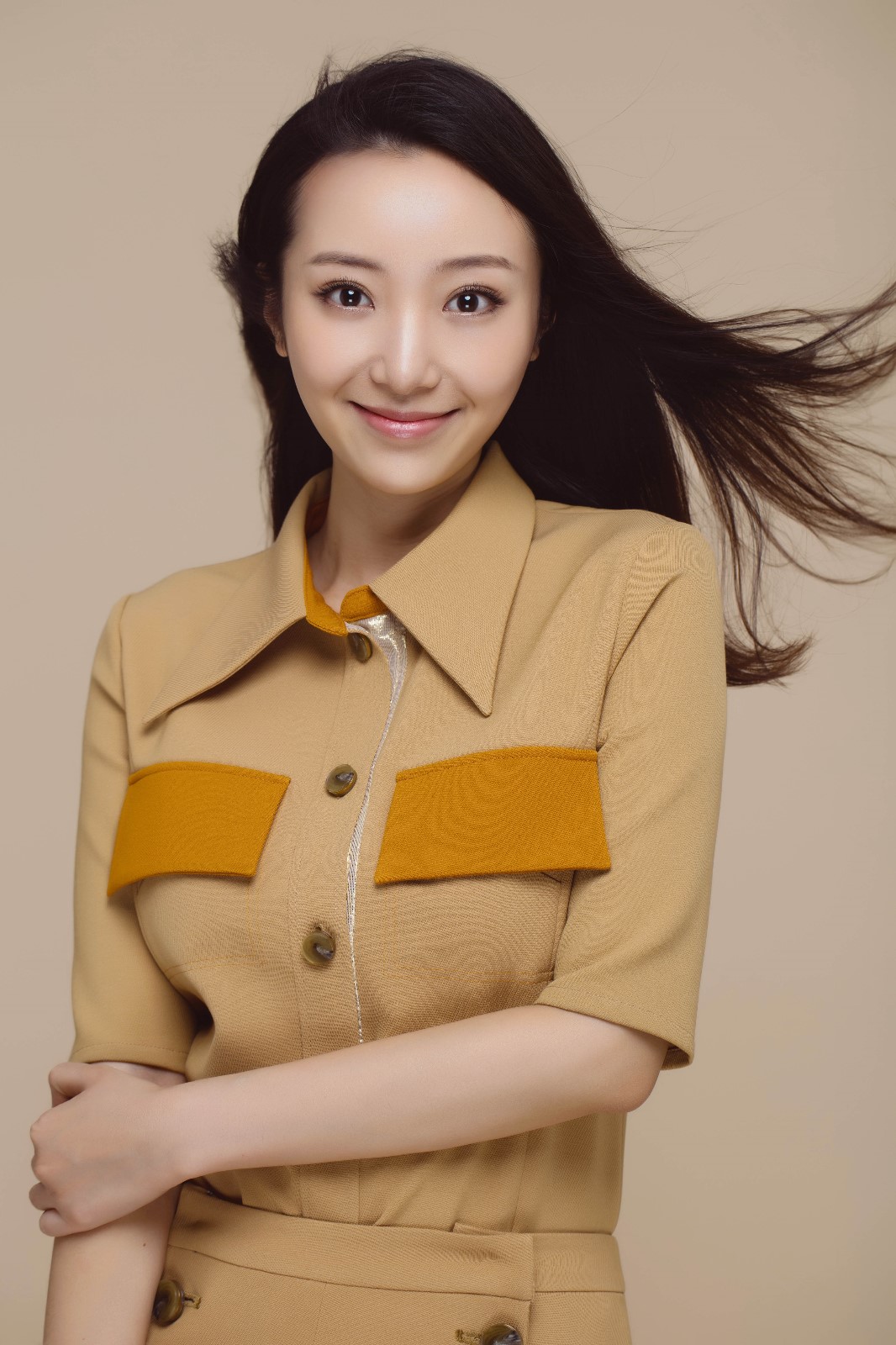 《招摇》开机 刘钰瑾古装再突破成"ip小主"