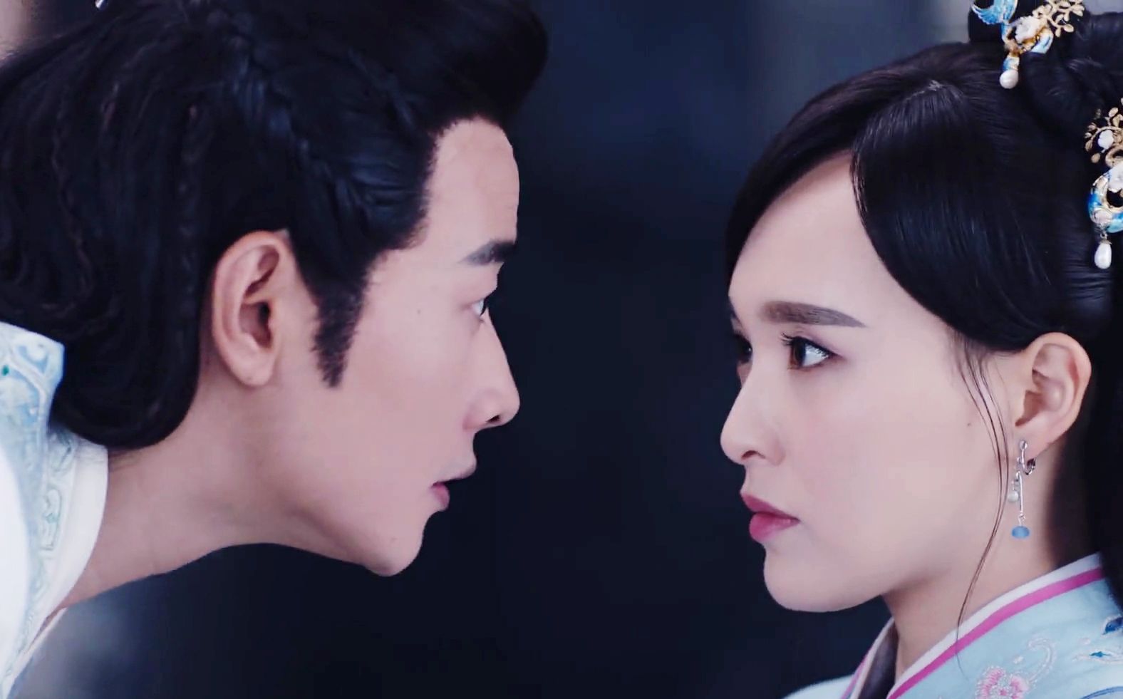 唐嫣小腹隆起疑似怀孕!罗晋自曝已为孩子起好