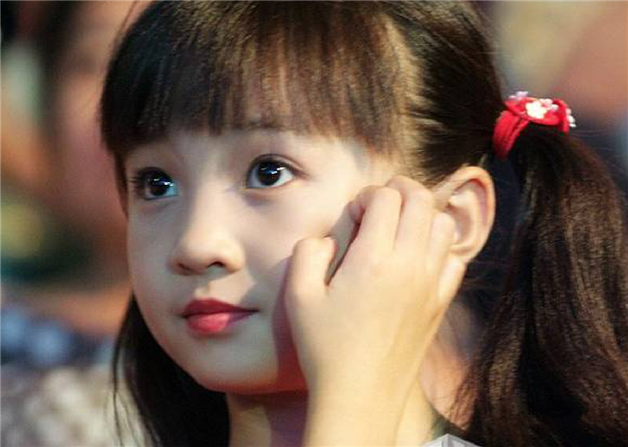 林妙可离家短短几个月就有了少女气息,原来有一种土叫妈妈的爱?