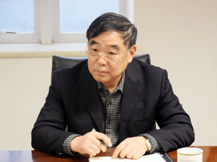 德州市房地产业协会秘书长苏振水主持会议会议首先对德州市房地产业