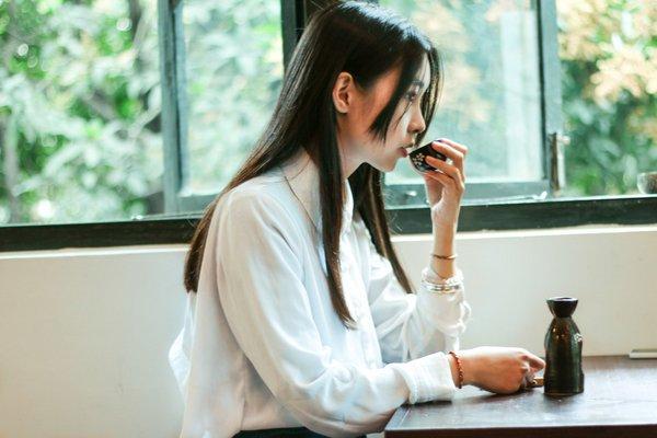 凭什么都市 月光族 没有谈婚论嫁的资格?