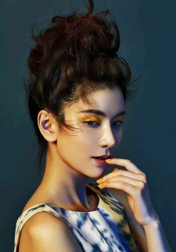 她曾是偶像剧的时尚女王如今演起村姑来比郑爽欧阳娜都像