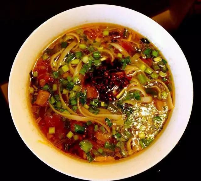 西安户县臊子面有什么特点?