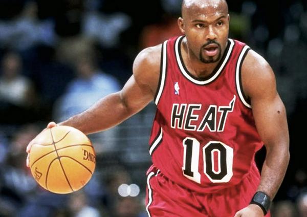 nba穿10号球衣最杰出的5大球星,大多都是上古传奇,罗德曼第四