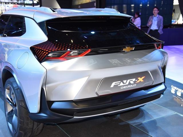 十项全能选手，旅行车+MPV+SUV，奔驰、奥迪都没它有远见