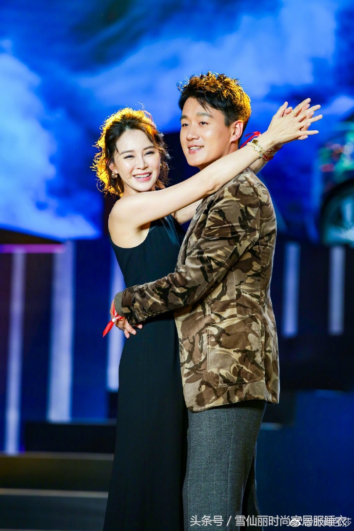 7对明星夫妻情侣集体秀恩爱 谁更配呢?