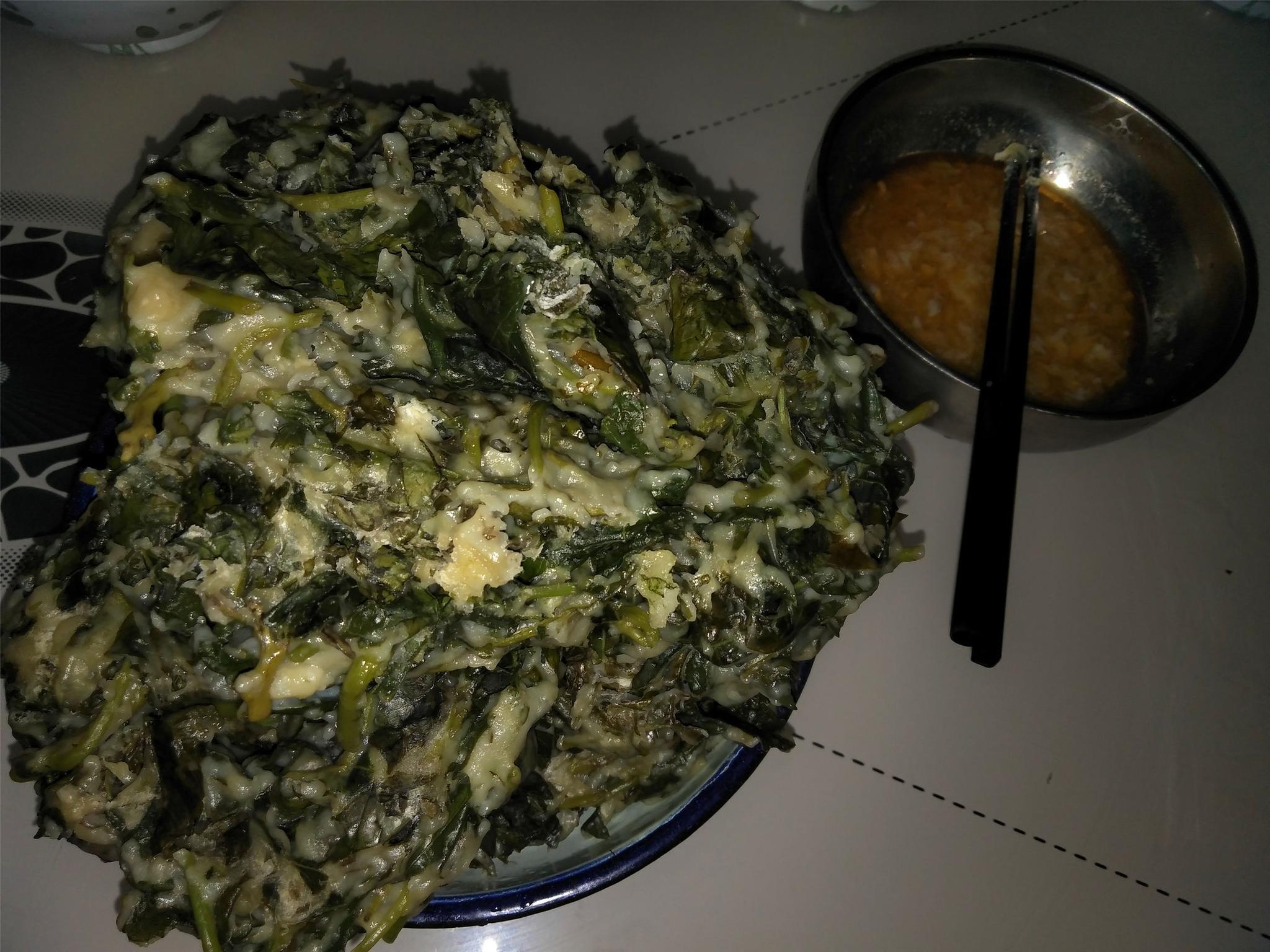 这道菜相很难看,猪都不愿意吃,很多人都爱吃